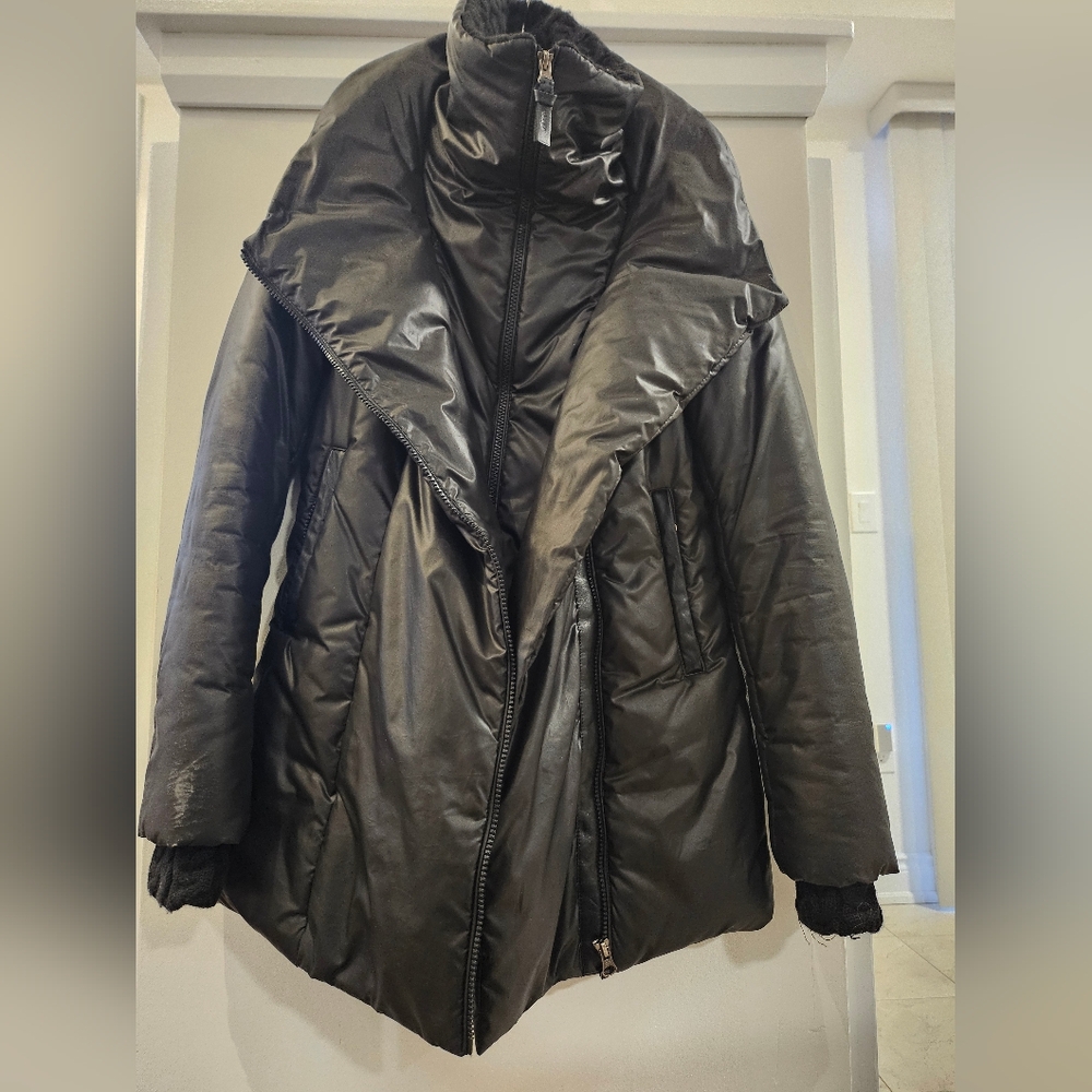 Mackage Women's Black Puffer Jacket